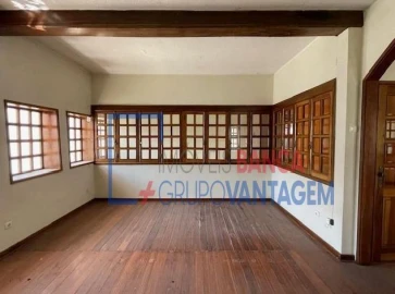 Moradia T5 para Venda em Paços da Serra