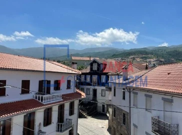 Moradia T5 para Venda em Paços da Serra