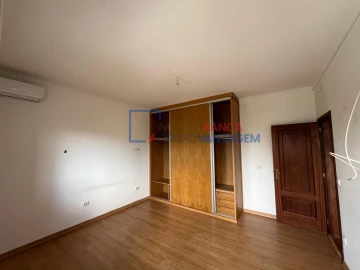 Moradia T3 para Venda em Pombeiro de Ribavizela