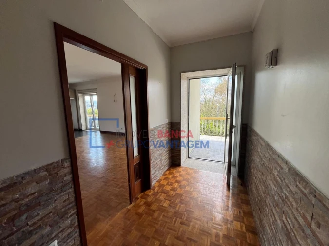 Moradia T3 para Venda em Pombeiro de Ribavizela Foto 11