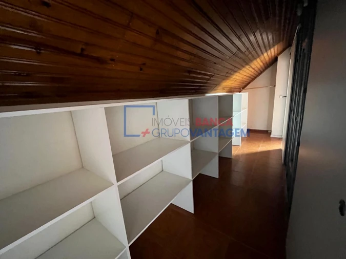 Moradia T3 para Venda em Pombeiro de Ribavizela Foto 26