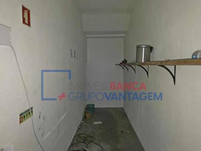 Loja para Venda em Torres Novas (Santa Maria, Salvador e Santiago) Foto 7