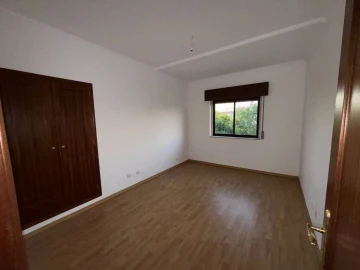Apartamento T2 para Venda em Marvila, Ribeira Santarém, São Salvador, São Nicolau