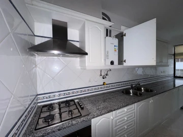 Apartamento T2 para Venda em Marvila, Ribeira Santarém, São Salvador, São Nicolau