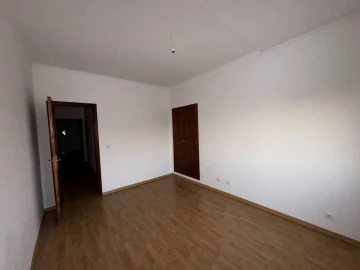 Apartamento T2 para Venda em Marvila, Ribeira Santarém, São Salvador, São Nicolau