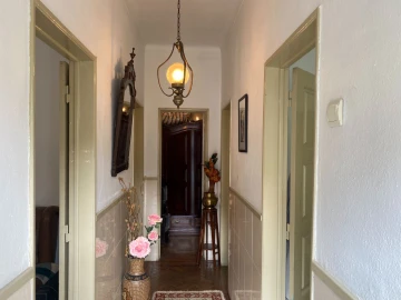 Moradia T4 para Venda em Marvila, Ribeira Santarém, São Salvador, São Nicolau
