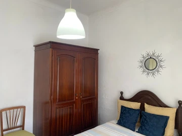Moradia T4 para Venda em Marvila, Ribeira Santarém, São Salvador, São Nicolau