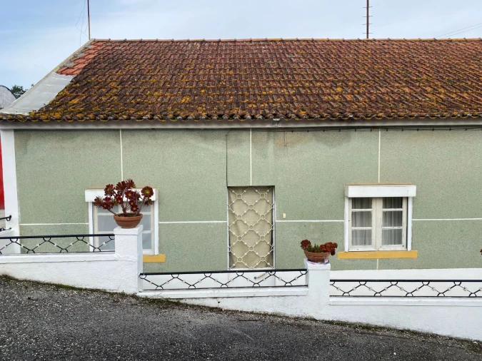 Moradia T4 para Venda em Marvila, Ribeira Santarém, São Salvador, São Nicolau Foto 3