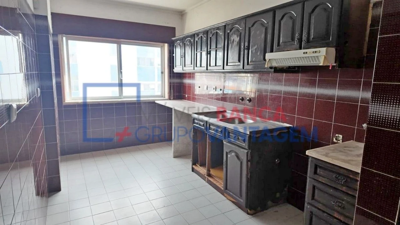Apartamento T3 para Venda em Seixal, Arrentela e Aldeia de Paio Pires Foto 11