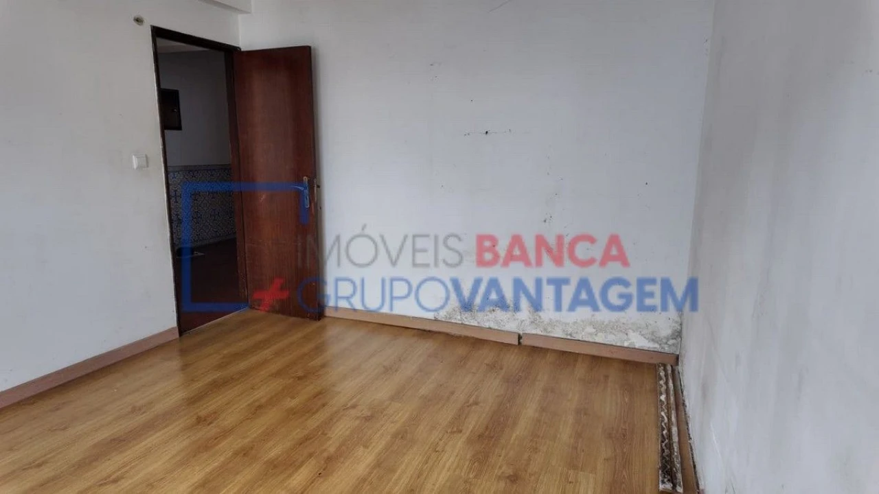 Apartamento T3 para Venda em Seixal, Arrentela e Aldeia de Paio Pires Foto 17