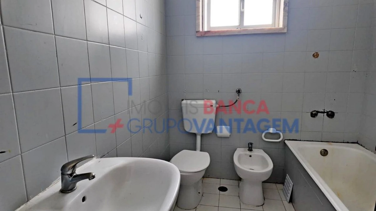 Apartamento T3 para Venda em Seixal, Arrentela e Aldeia de Paio Pires Foto 26