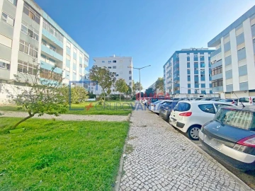 Apartamento T3 para Venda em Seixal, Arrentela e Aldeia de Paio Pires