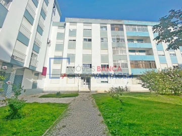 Apartamento T3 para Venda em Seixal, Arrentela e Aldeia de Paio Pires