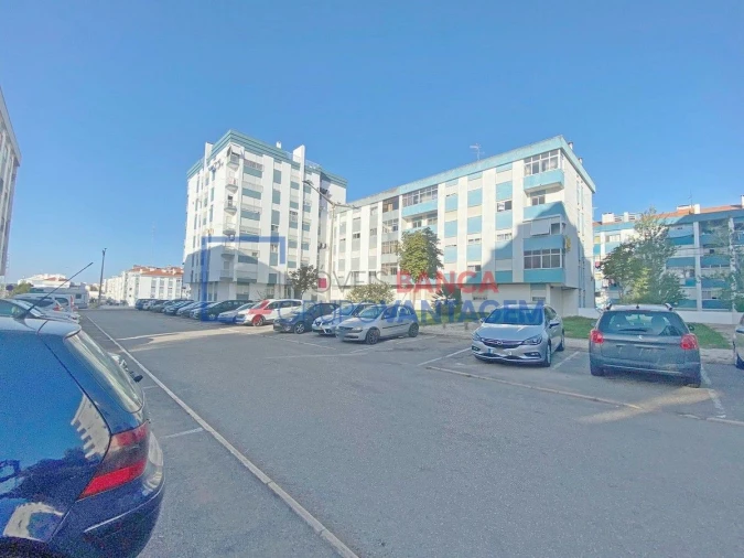 Apartamento T3 para Venda em Seixal, Arrentela e Aldeia de Paio Pires Foto 6