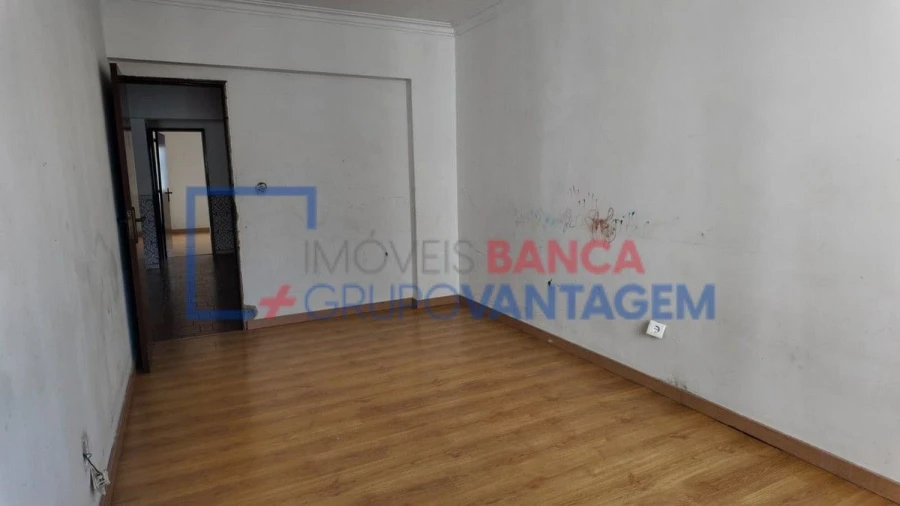 Apartamento T3 para Venda em Seixal, Arrentela e Aldeia de Paio Pires Foto 21