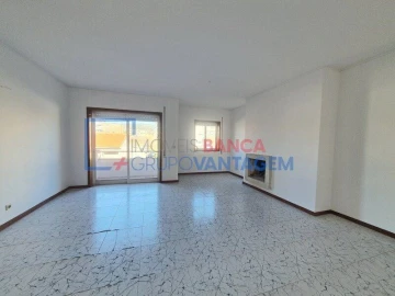 Apartamento T2 para Venda em Valongo