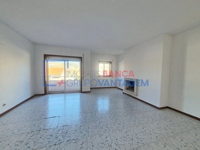 Apartamento T2 para Venda em Valongo Foto 5
