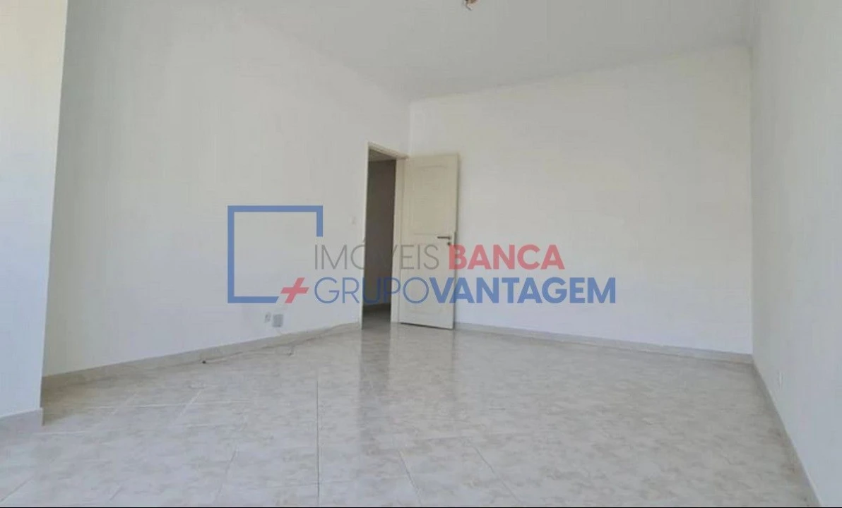 Apartamento T3 para Venda em Rio de Mouro Foto 8