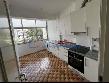 Apartamento T3 para Venda em Rio de Mouro