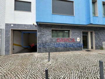 Negócio para Venda em Alto do Seixalinho, Santo André e Verderena