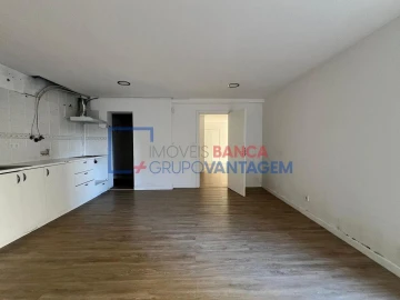 Apartamento T3 para Venda em Ramada e Caneças