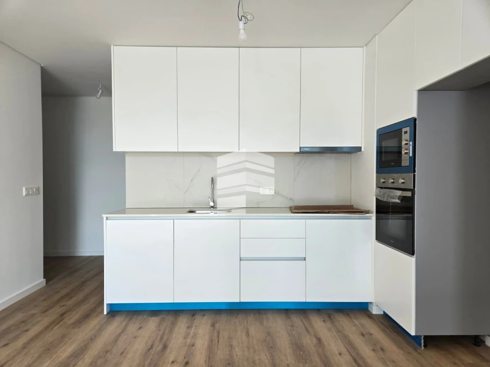 Apartamento T1 para Venda em São Martinho Foto 8