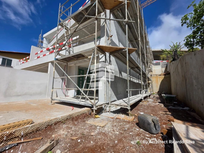 Apartamento T1 para Venda em São Martinho Foto 3