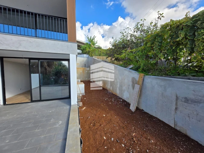 Apartamento T1 para Venda em São Martinho Foto 3