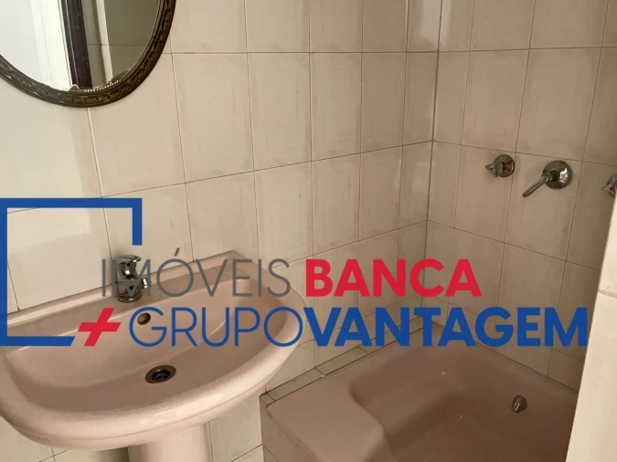 Apartamento T2 para Venda em Vilar de Andorinho Foto 10