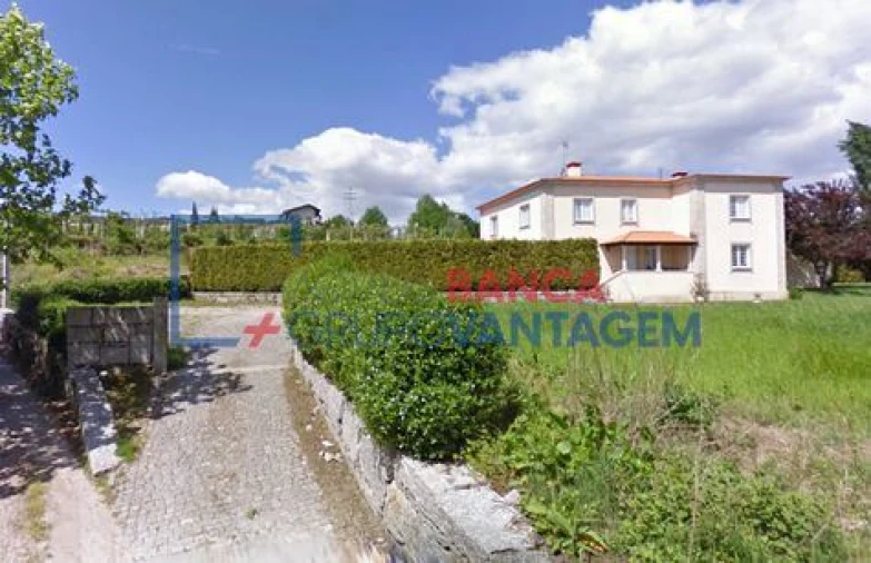 Quinta T4 para Venda em Povoa de Lanhoso (N. Senhora do Amparo)