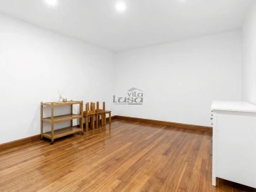 Loja para Venda em Vilar de Andorinho