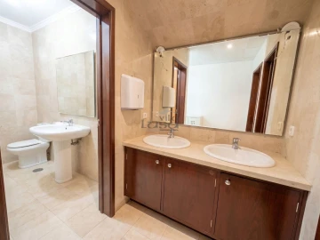 Loja para Venda em Vilar de Andorinho