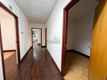 Loja para Venda em Vilar de Andorinho