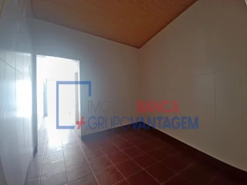 Moradia T3 para Venda em Benfica do Ribatejo