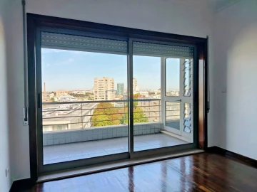 Apartamento T2 para Venda em Santa Marinha e São Pedro da Afurada