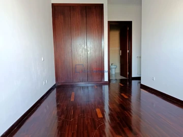 Apartamento T2 para Venda em Santa Marinha e São Pedro da Afurada