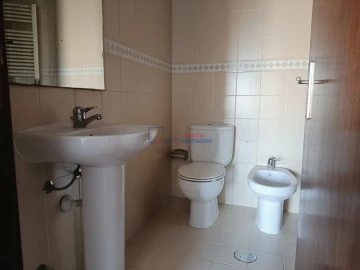 Apartamento T2 para Venda em Santa Marinha e São Pedro da Afurada