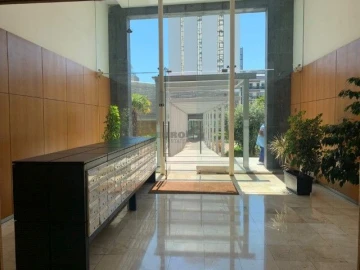 Apartamento T1 para Arrendamento em Campolide