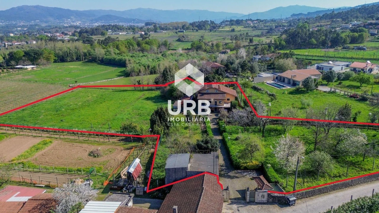 Quinta T6 para Venda em Adaufe Foto 2