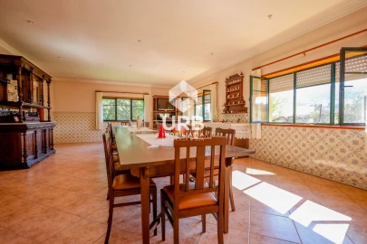 Quinta T6 para Venda em Adaufe