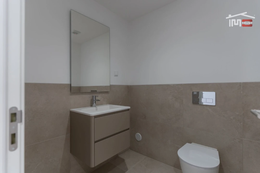 Apartamento T3 para Arrendamento em Fatima Foto 3