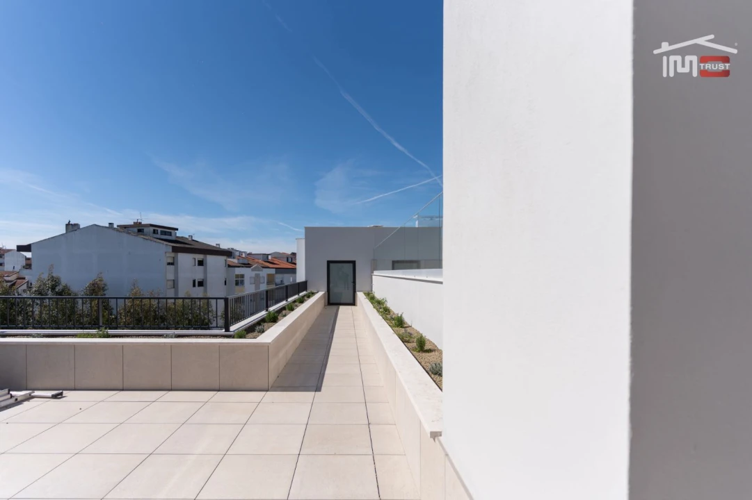 Apartamento T3 para Arrendamento em Fatima Foto 29