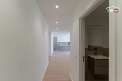 Apartamento T3 para Arrendamento em Fatima