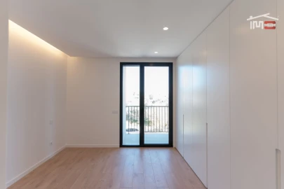 Apartamento T3 para Arrendamento em Fatima