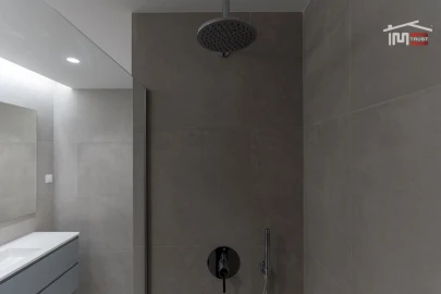 Apartamento T3 para Arrendamento em Fatima