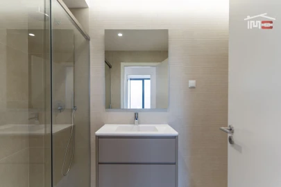 Apartamento T3 para Arrendamento em Fatima