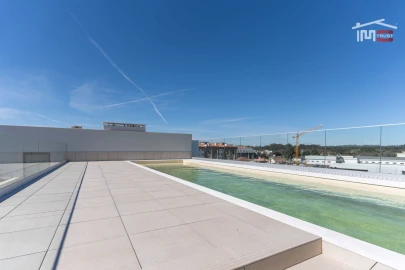 Apartamento T3 para Arrendamento em Fatima