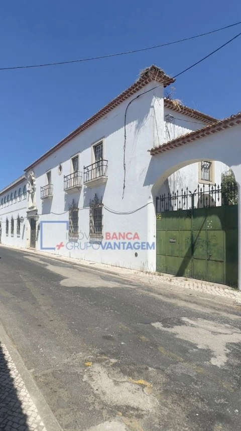 Quinta T7 para Venda em Almeirim