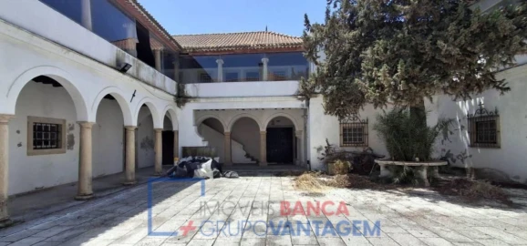 Quinta T7 para Venda em Almeirim