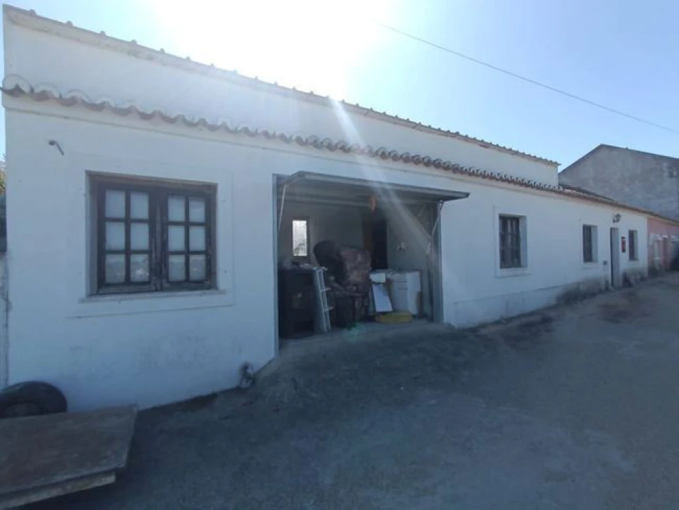 Moradia T2 para Venda em Ventosa Foto 5